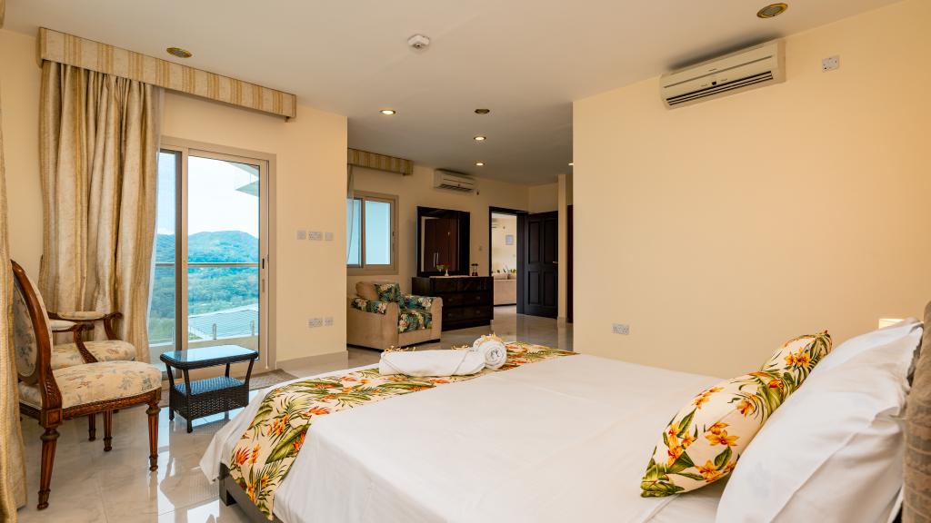 Photo 61: Ocean Pearl Villa - Mahé (Seychelles)