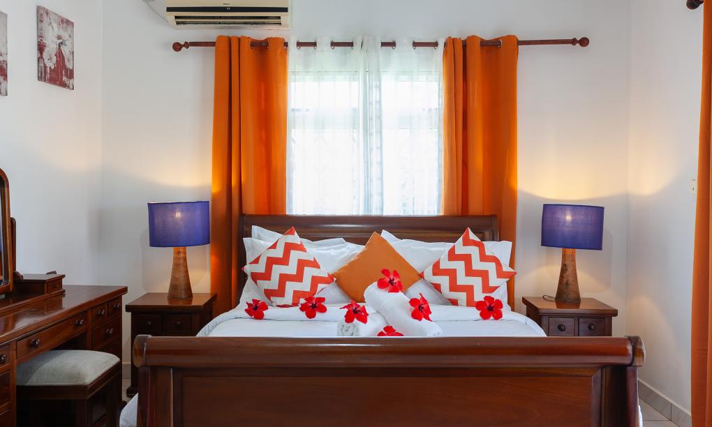 Leo Self Catering - 2-Bedroom Apartment