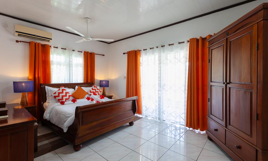 Leo Self Catering - 2-Bedroom Apartment