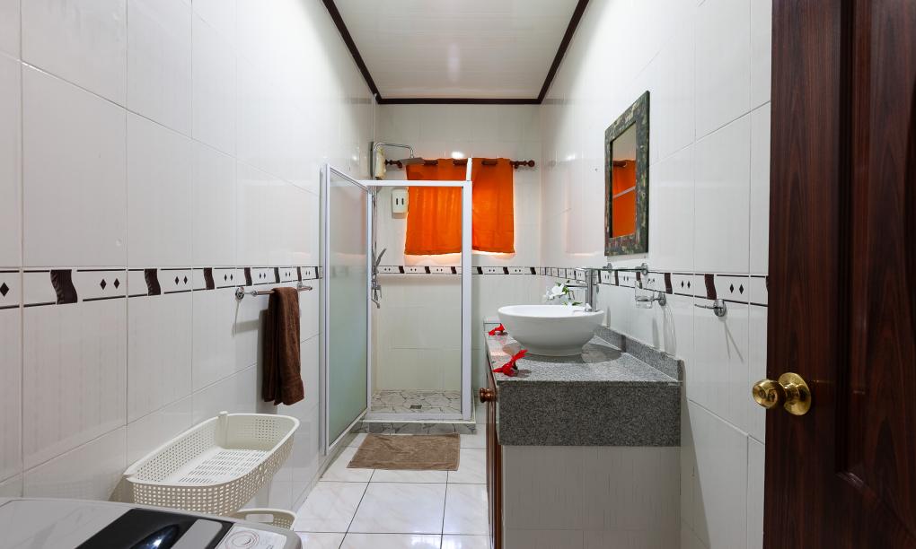 Leo Self Catering - 1-Bedroom Apartment