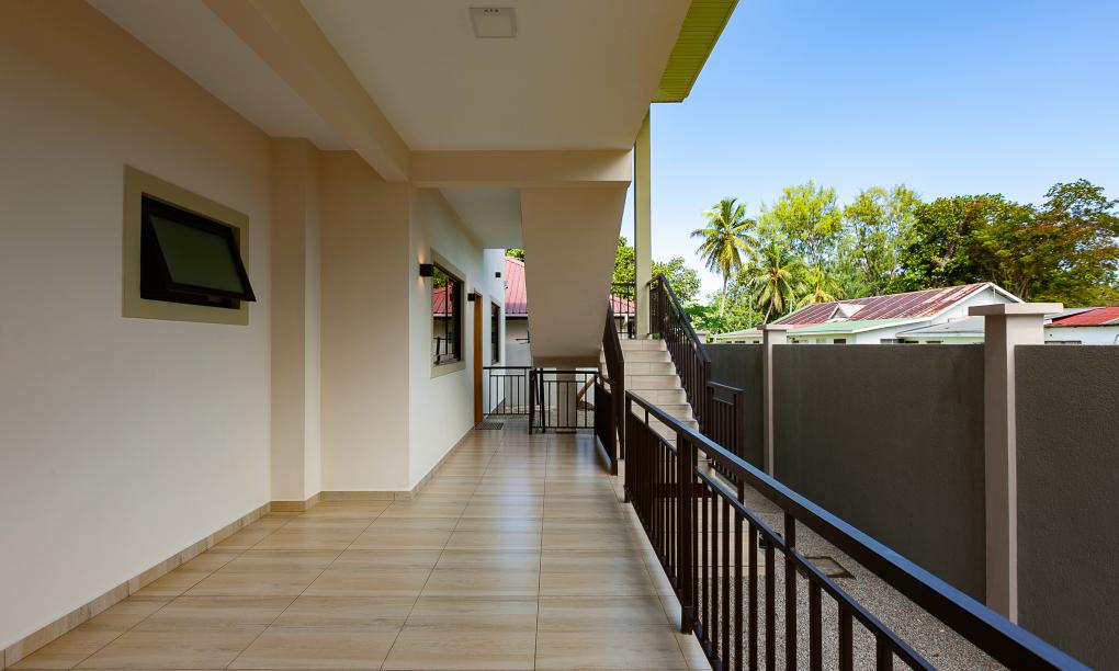 Yvon's Tropical Villa