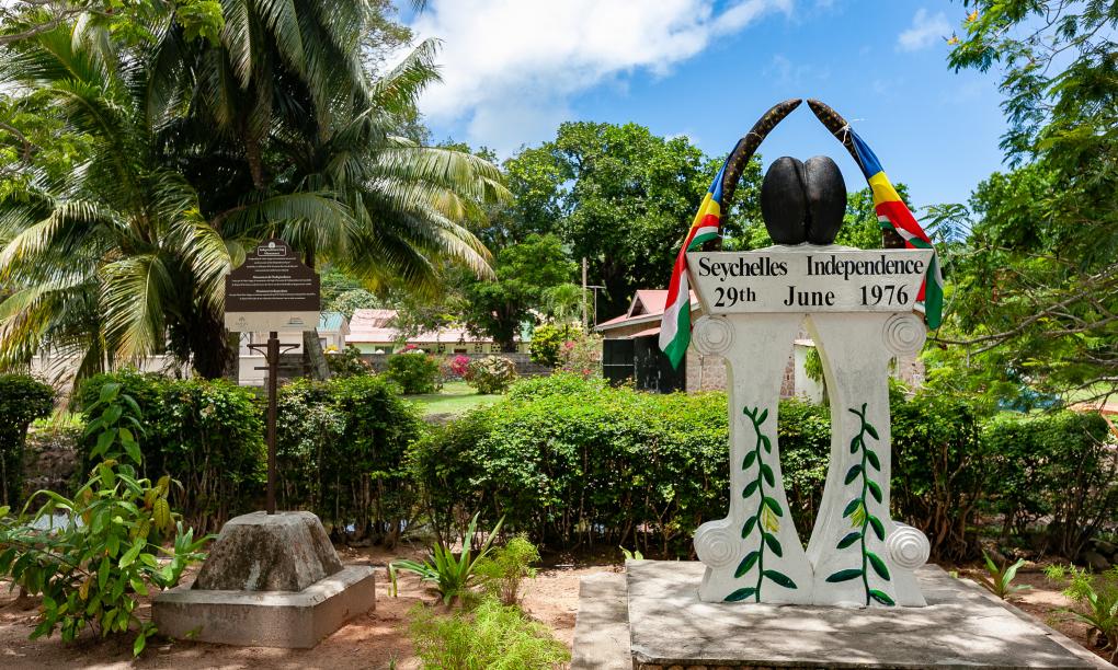 Yvon's Tropical Villa