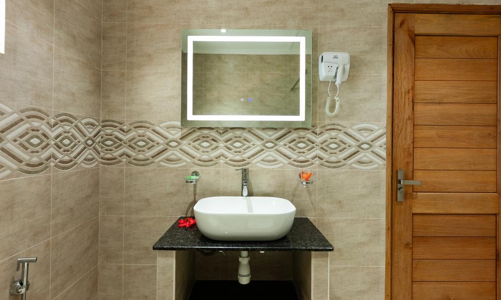 Yvon's Tropical Villa - 1-Schlafzimmer-Appartement mit Gartenblick