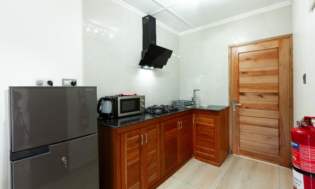 Yvon's Tropical Villa - Deluxe Studio mit Gartenblick