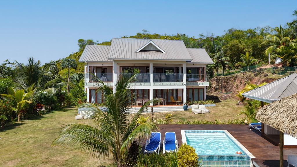 Image of Terrasse Sur Lazio