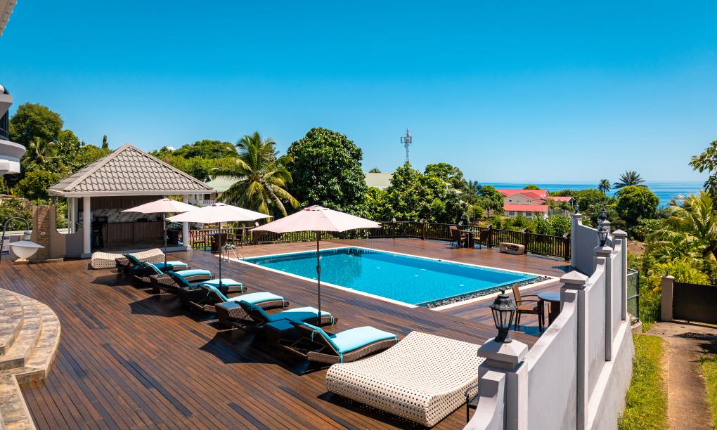 D'Offay Seaview Apartments