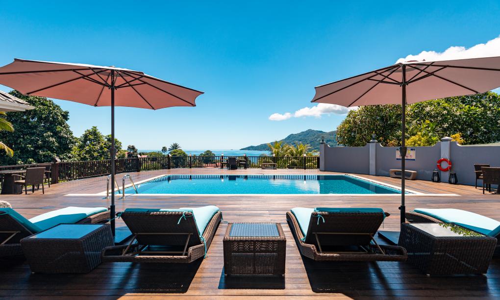 D'Offay Seaview Apartments