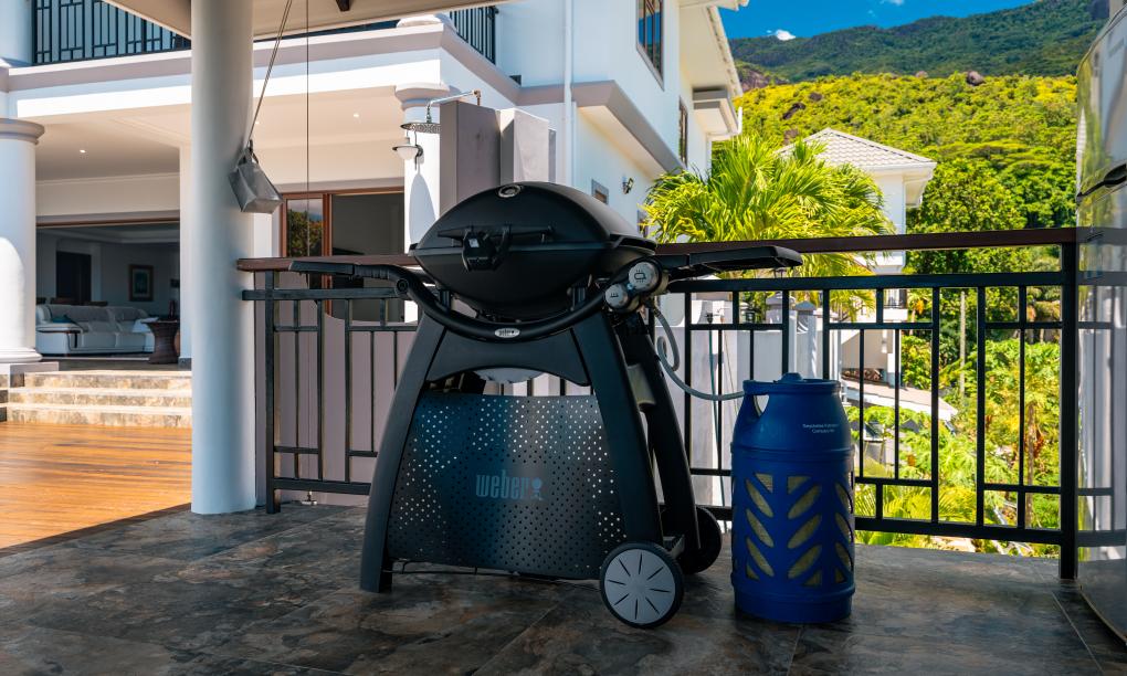 D'Offay Seaview Apartments