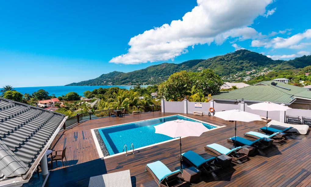 D'Offay Seaview Apartments