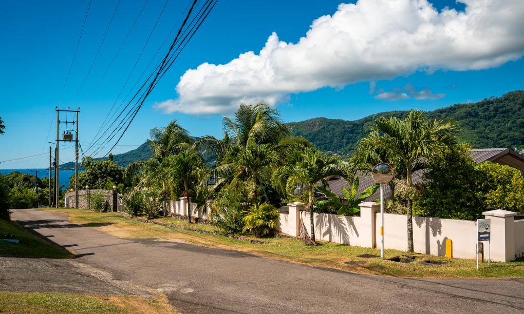 D'Offay Seaview Apartments