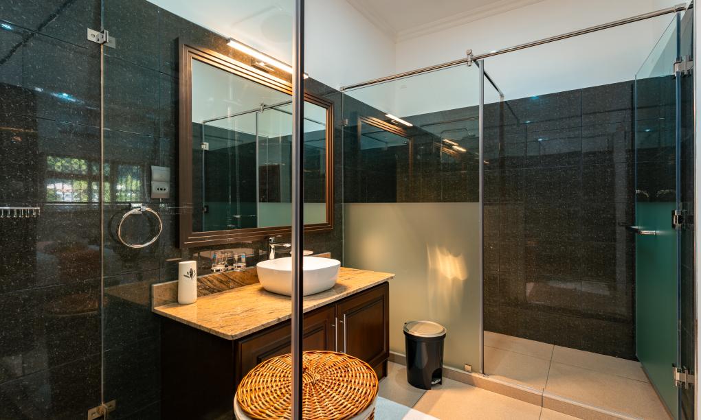 D'Offay Seaview Apartments - Penthouse