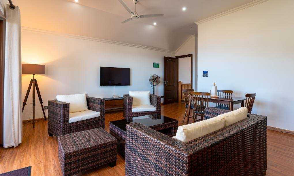 D'Offay Seaview Apartments - Penthouse