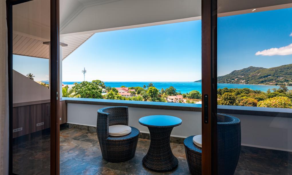 D'Offay Seaview Apartments - Penthouse