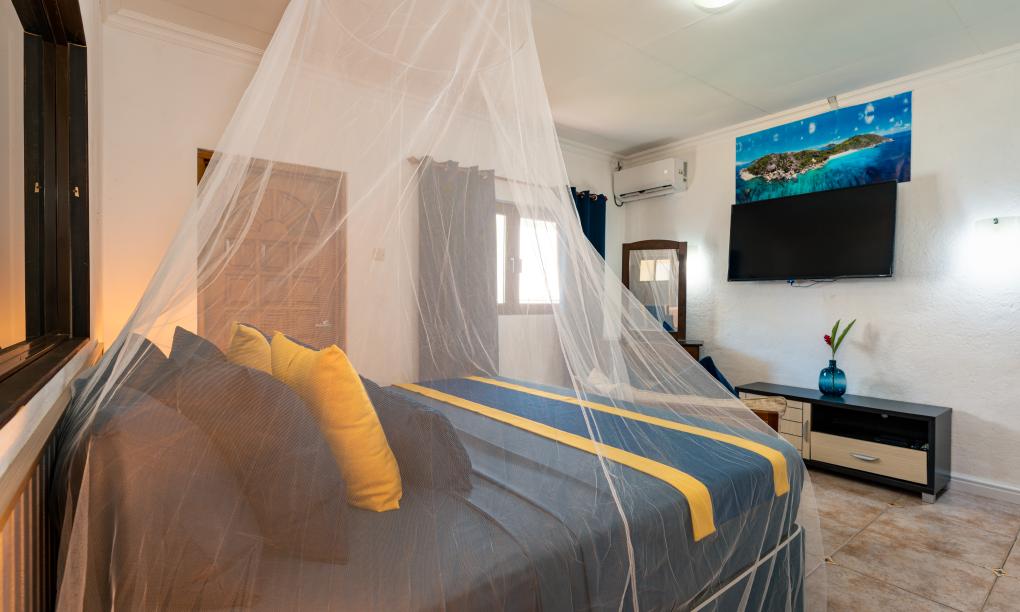 Chello's Villa - 1-Bedroom Apartment