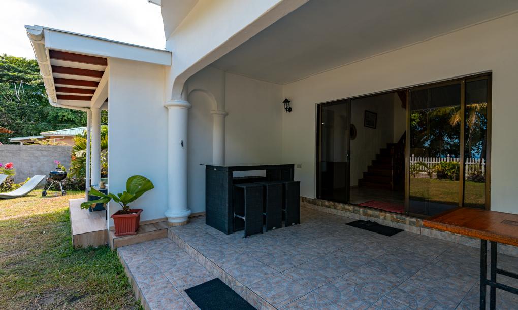 Chello's Villa - 1-Bedroom Apartment