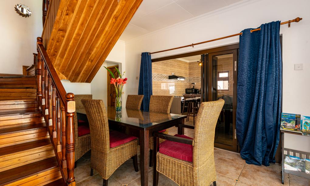 Chello's Villa - 1-Schlafzimmer-Appartement mit Veranda