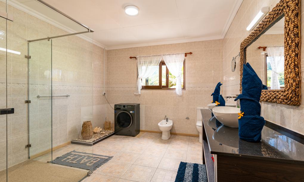 Chello's Villa - 1-Bedroom Apartment