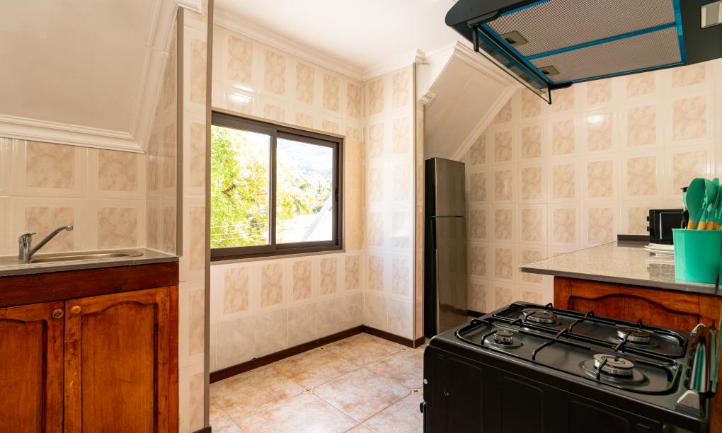 Chello's Villa - 1-Schlafzimmer-Appartement mit Balkon