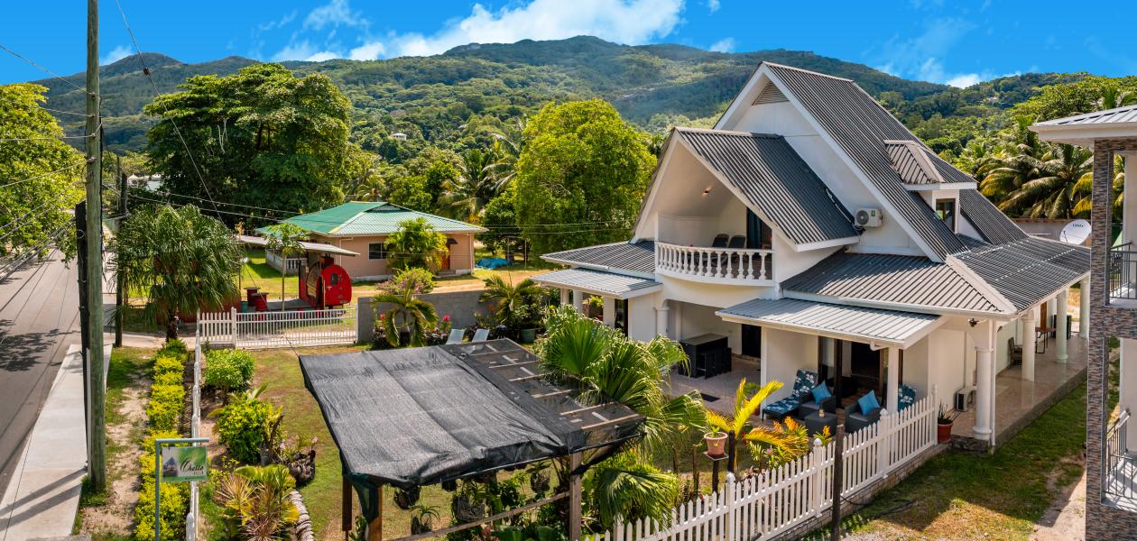 Chello's Villa - Photo 1
