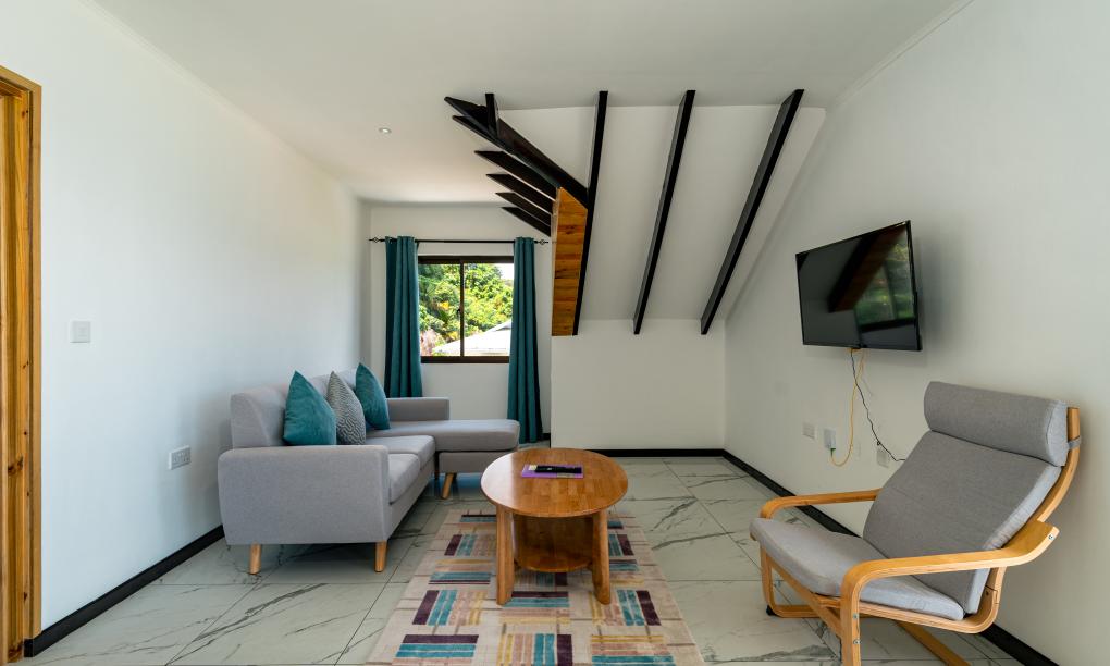 Jolie View - Dachgeschosswohnung