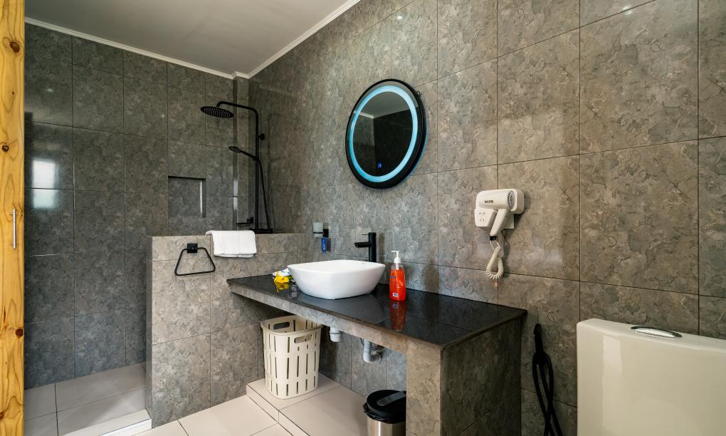 Jolie View - 1-Schlafzimmer-Appartement (Erste Etage)