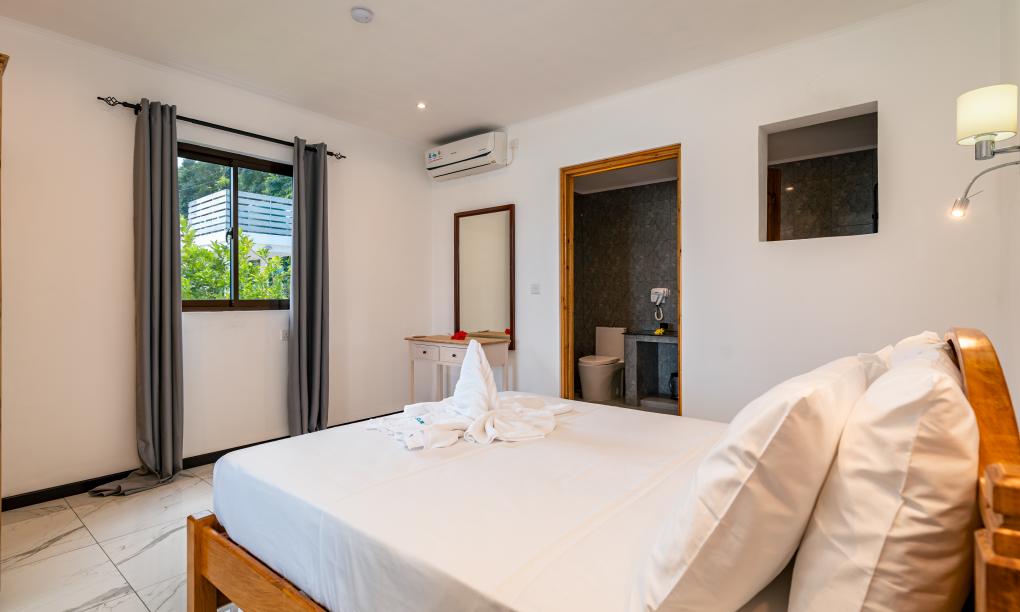 Jolie View - 1-Schlafzimmer-Appartement (Zweite Etage)