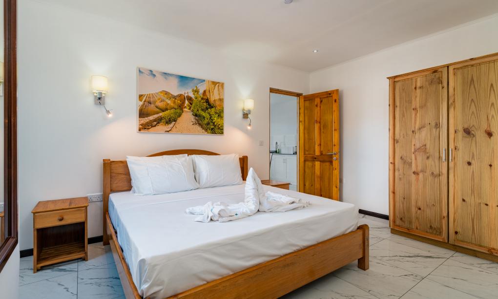 Jolie View - 1-Schlafzimmer-Appartement (Dritte Etage)