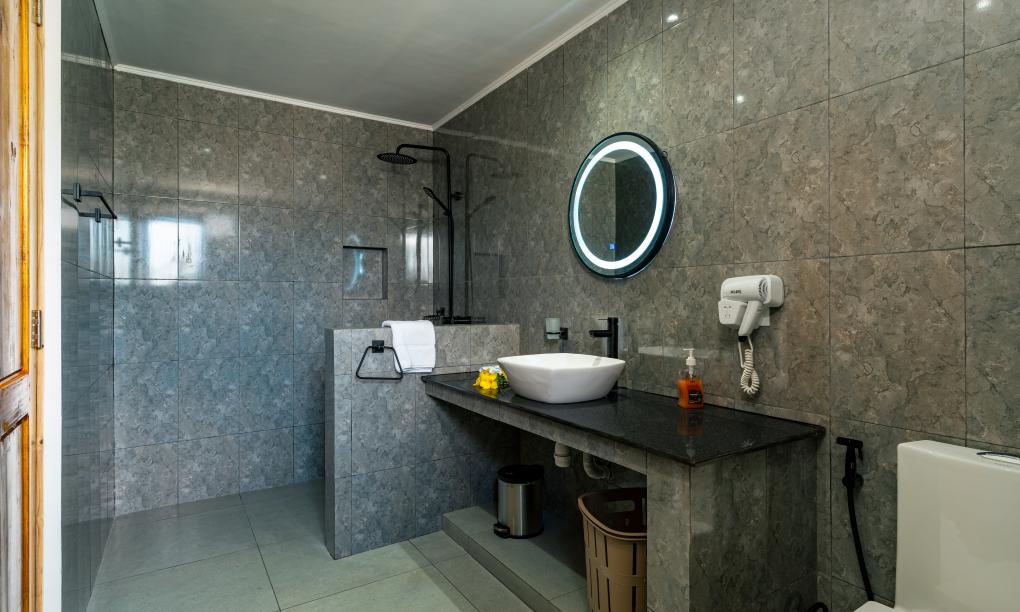 Jolie View - 1-Schlafzimmer-Appartement (Dritte Etage)