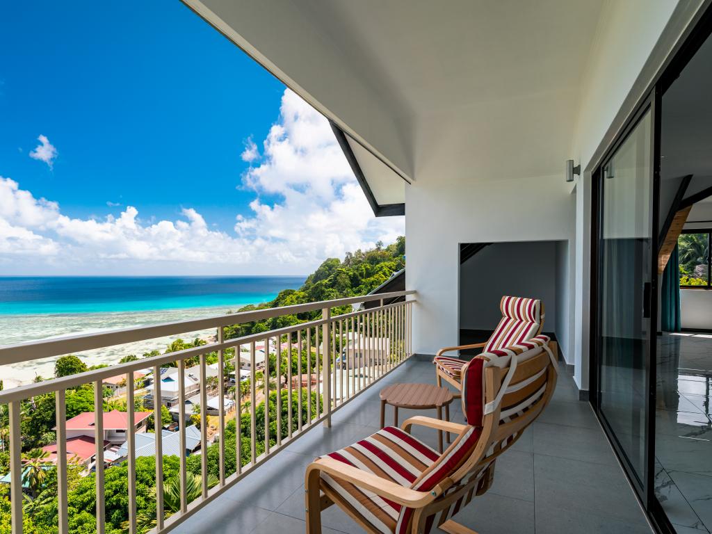 Jolie View - Photo 5