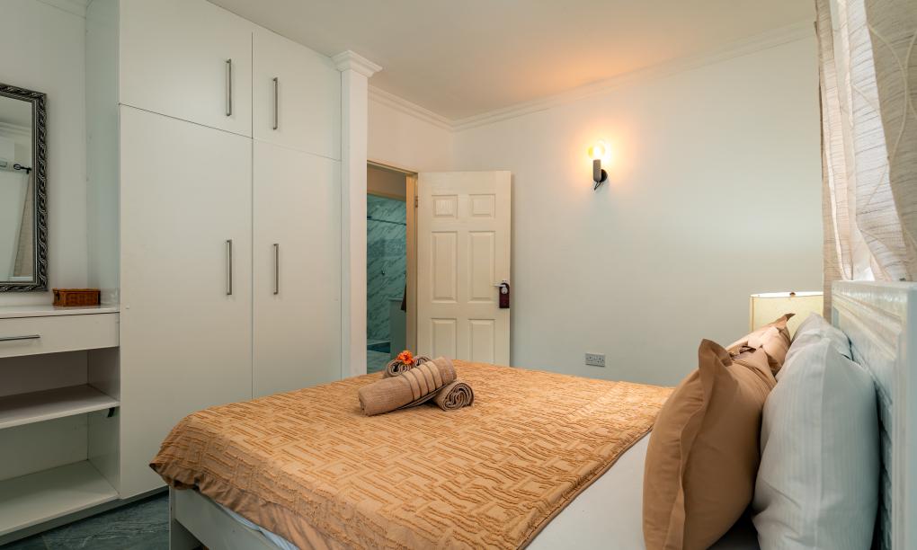 Elilia - 2-Bedroom House