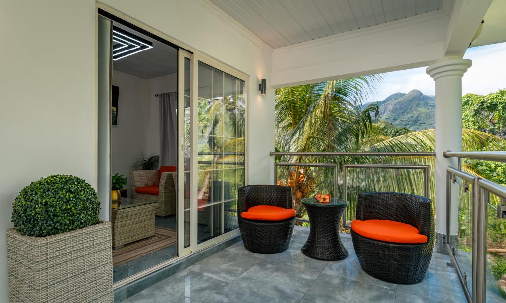 Elilia - 2-Bedroom House