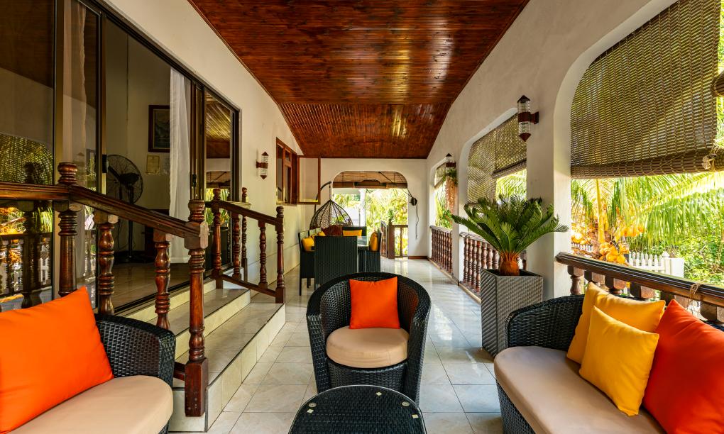 Elilia - 3-Bedroom House