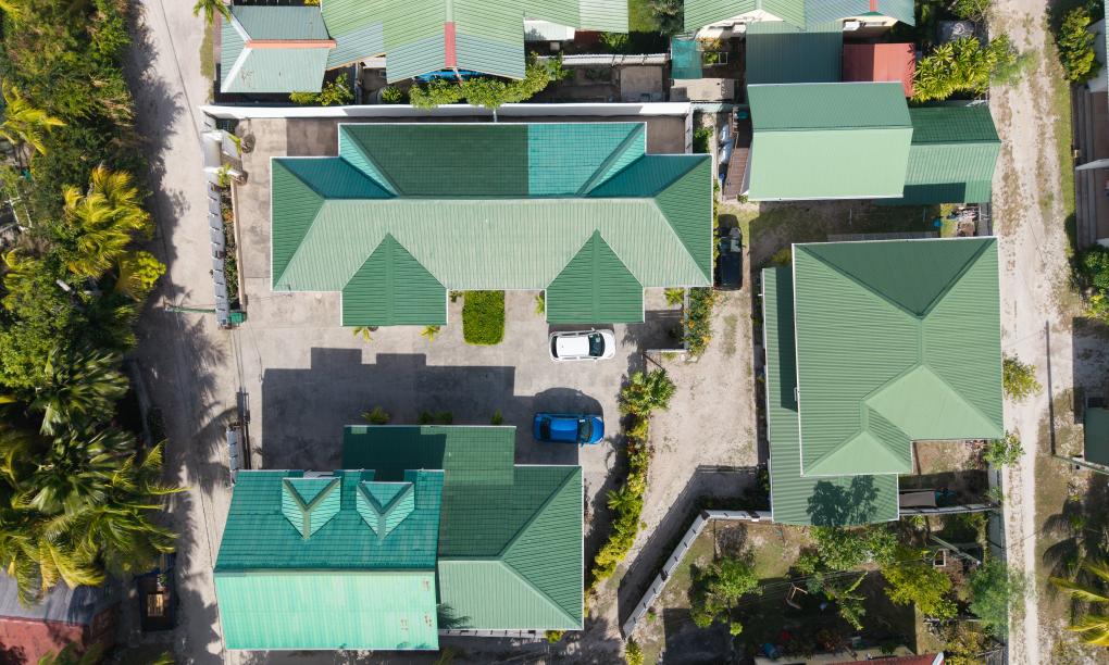 Roche Kerlan Apartments