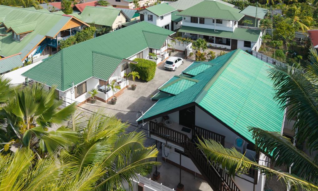 Roche Kerlan Apartments