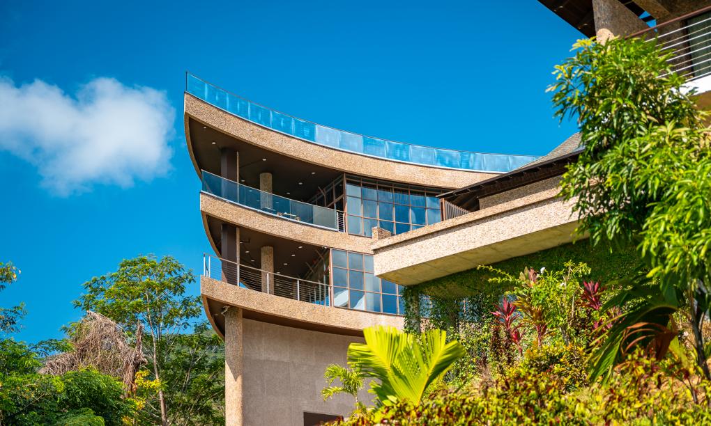 Gardens Hill Resort & Spa