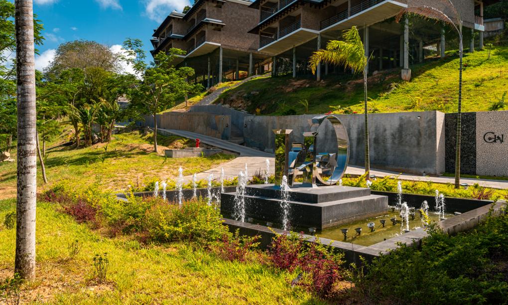 Gardens Hill Resort & Spa