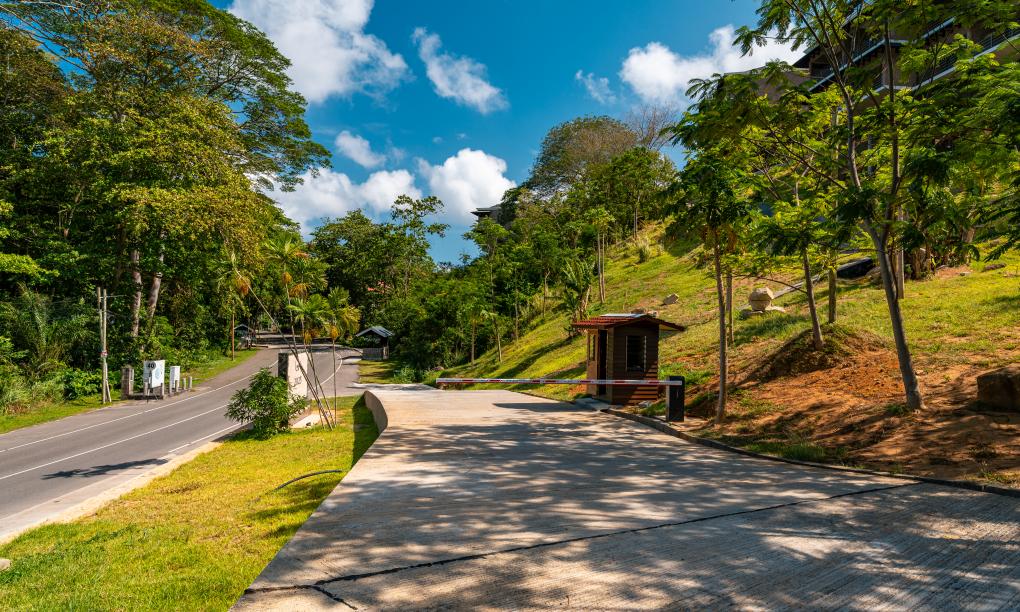 Gardens Hill Resort & Spa