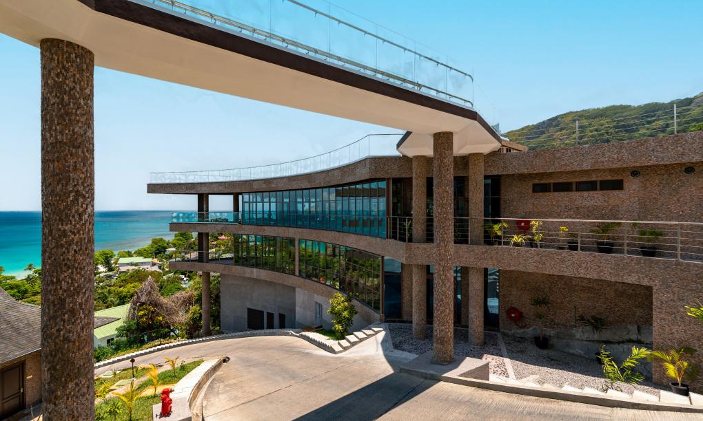 Gardens Hill Resort & Spa