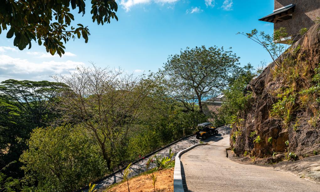 Gardens Hill Resort & Spa