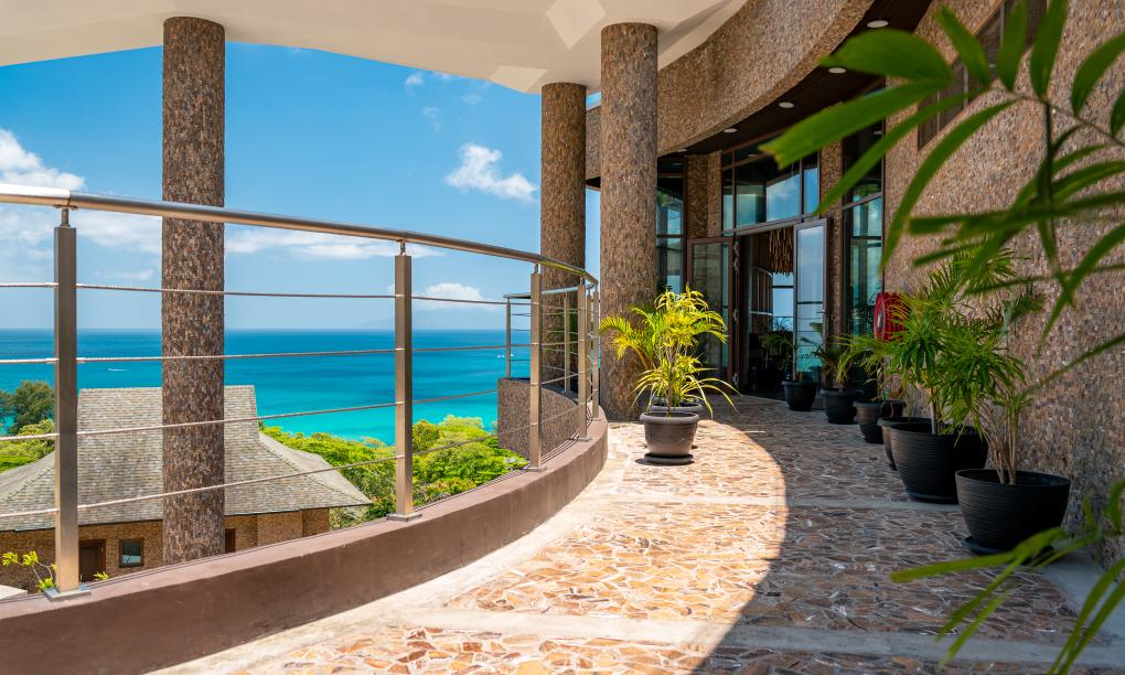 Gardens Hill Resort & Spa