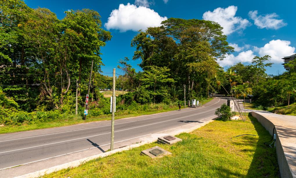 Gardens Hill Resort & Spa