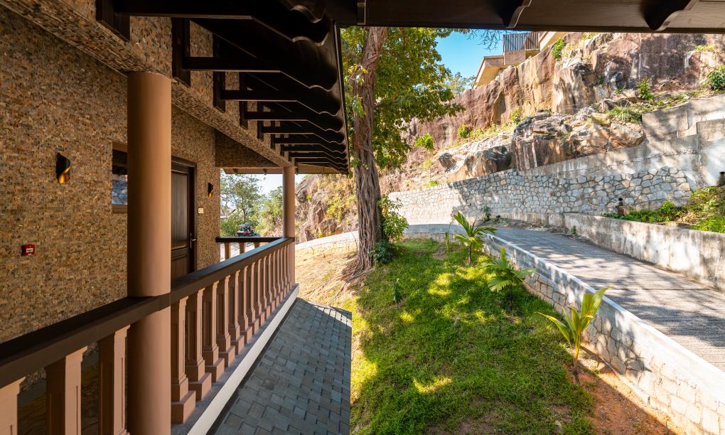 Gardens Hill Resort & Spa - Deluxe Zimmer Gartenblick