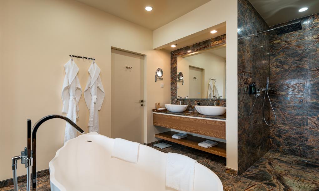 Gardens Hill Resort & Spa - Exclusive Pool Villa Meerblick