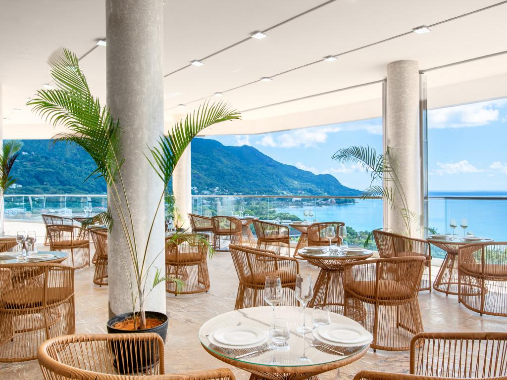 Gardens Hill Resort & Spa - Photo 3