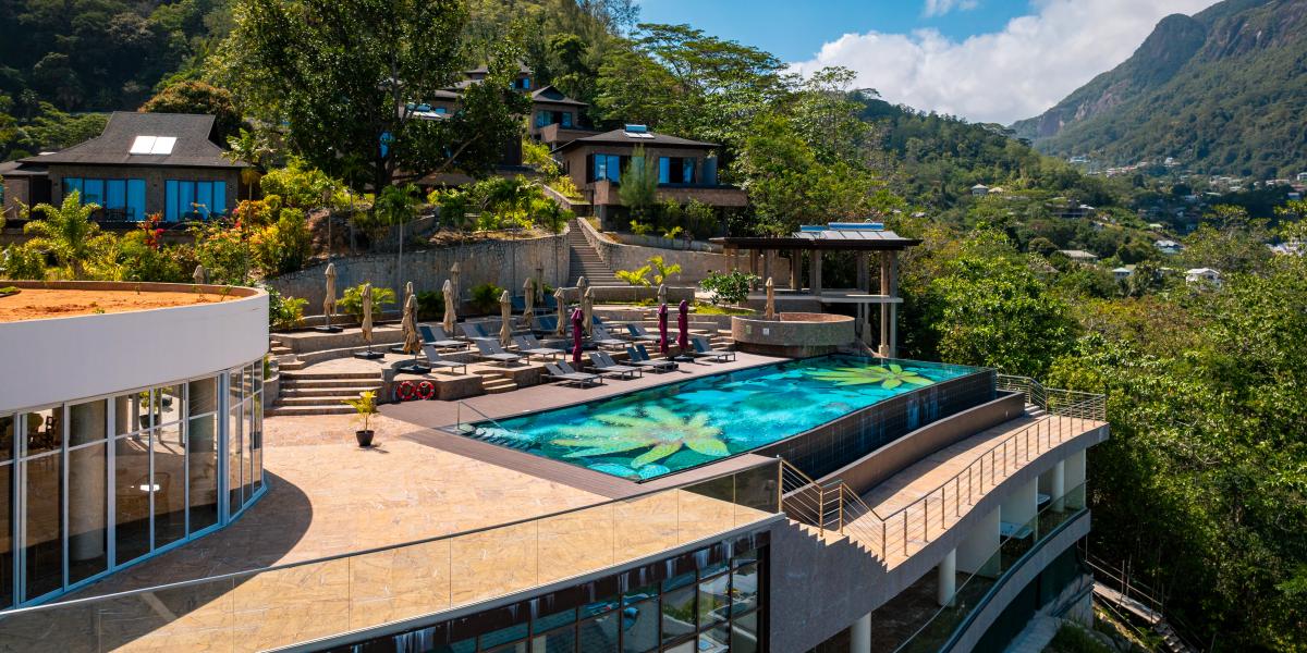 Gardens Hill Resort & Spa