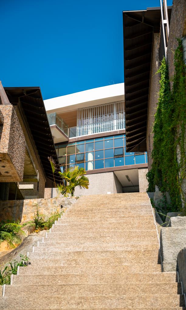 Gardens Hill Resort & Spa