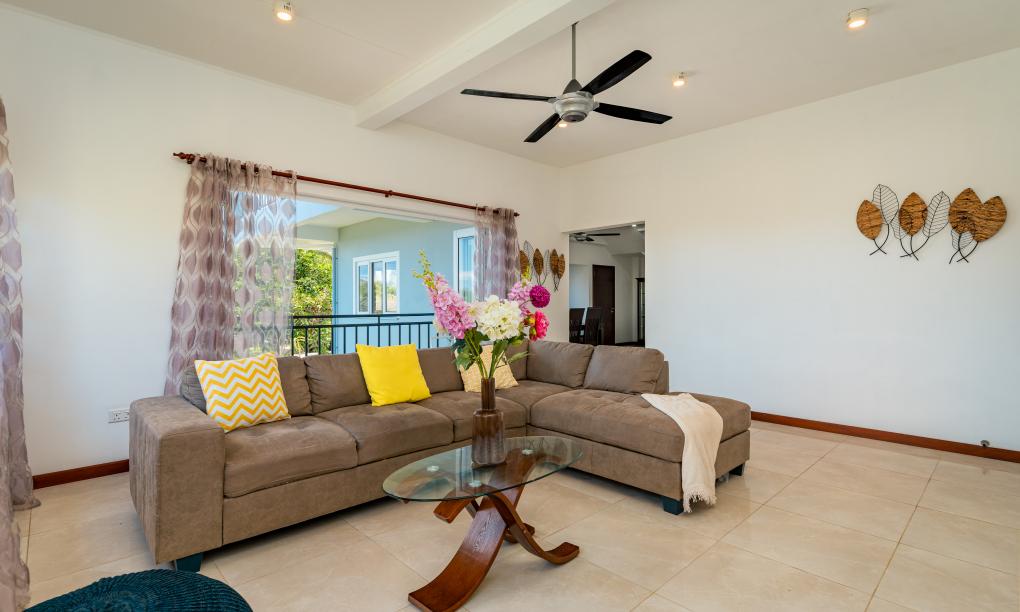 Royale Green Villa - Garden Villa with Ocean View