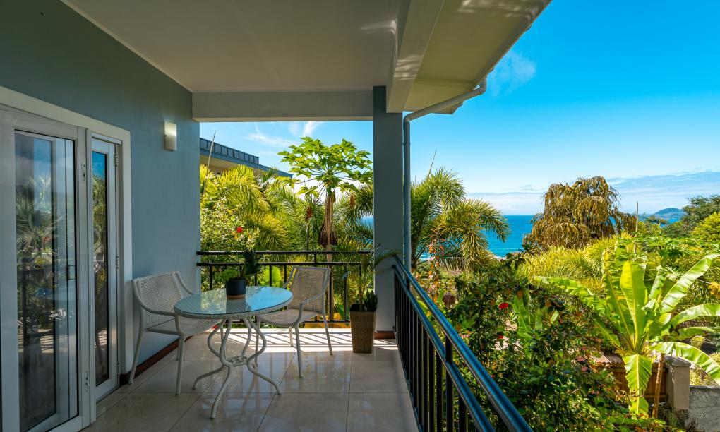 Royale Green Villa - Garden Villa with Ocean View