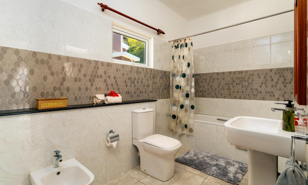 Royale Green Villa - Garden Villa with Ocean View