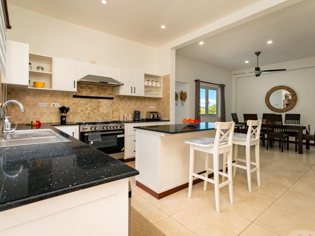 Royale Green Villa - Photo 6